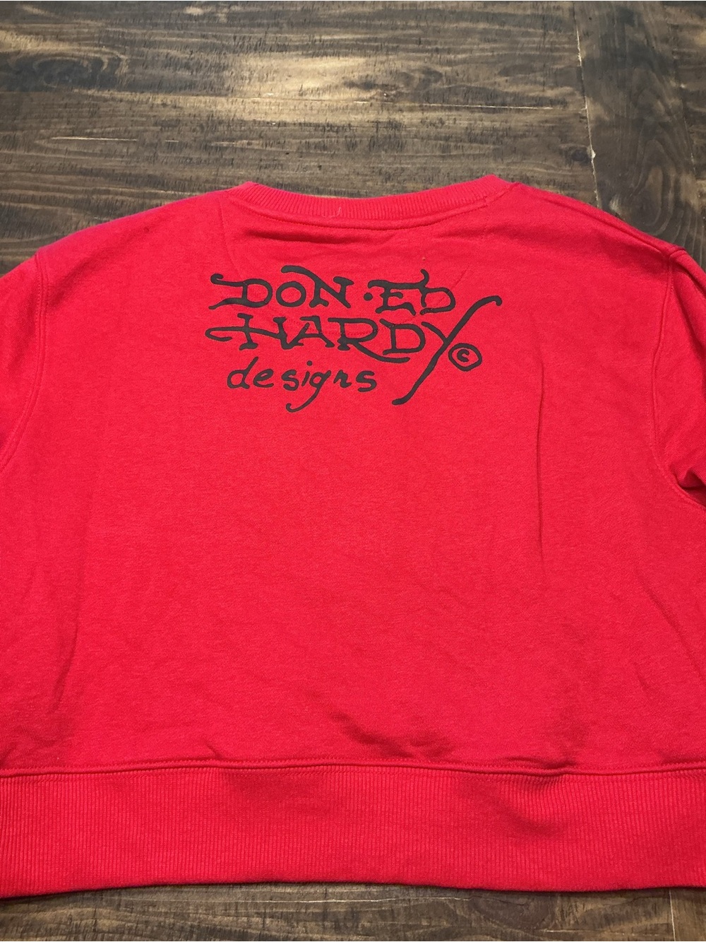 Ed Hardy Red Crewneck Graphic Cropped Sweatshirt - Picture 3 of 3